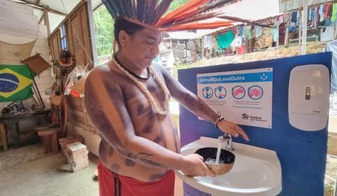 Em Manaus, Aldeia Tupinambá passa a receber água tratada 24h