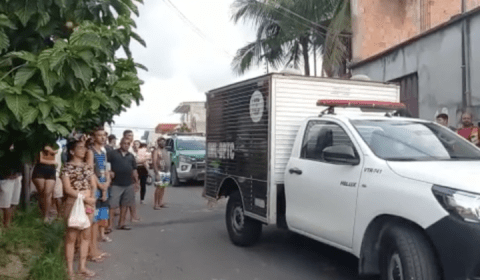 Assassinos executam homem com vários tiros em distribuidora no Jorge Teixeira; imagem forte