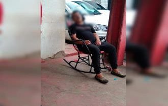 Homem é assassinado em cadeira de balanço no bairro Compensa