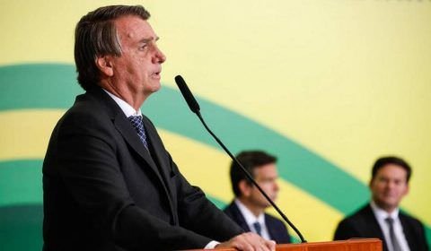 Bolsonaro diz que vai prorrogar desoneração da folha por mais dois anos