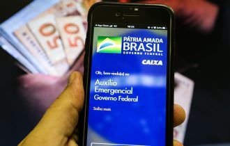 Trabalhadores nascidos em janeiro podem sacar auxílio emergencial