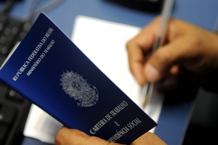 Sine Amazonas divulga mais de 80 vagas de emprego nesta quinta