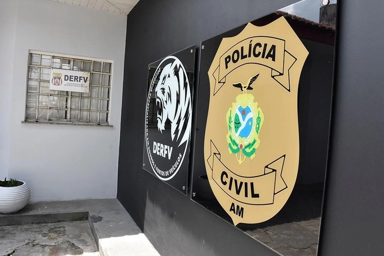 Jovem é preso por fingir roubo de moto para ficar com seguro em Manaus