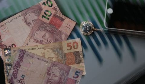 BC: saques em poupança superam depósitos em R$ 12,37 bilhões