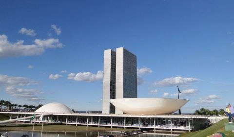 Planalto autoriza, e Congresso debate remanejamento interno de emendas