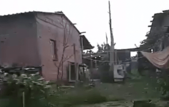 Urgente: moradores registram momento que facção CDN invade área do CV e toca o terror, em Manaus