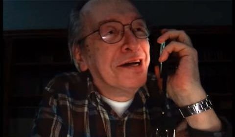 Olavo de Carvalho fugiu de carro para o Paraguai para escapar da PF
