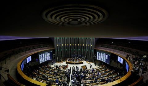 Câmara aprova em primeiro turno texto-base da PEC dos Precatórios