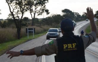 PRF apreende 3,5 toneladas de maconha na Baixada Fluminense Ação é nova etapa da Operação Égide