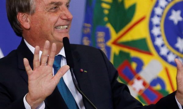 Bolsonaro diz que “acertou os ponteiros” com presidente do PL para filiação