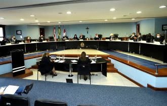 TCE-AM multa ex-presidente da Câmara de Coari em R$ 82,5 mil