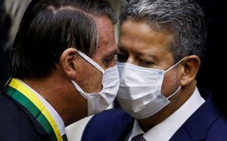 Bolsonaro é o presidente que menos aprova projetos no Congresso, diz estudo