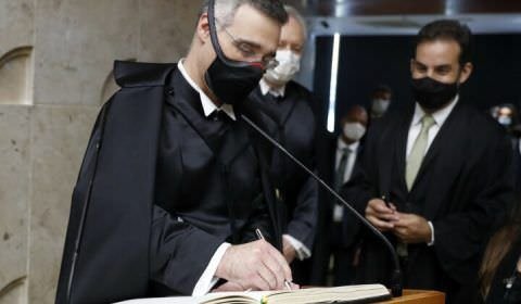 André Mendonça toma posse como novo Ministro do STF
