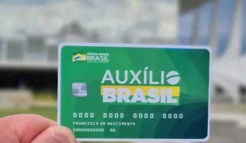 PEC dos Precatórios é aprovada no Senado e abre caminho para Auxílio Brasil permanente