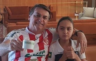 Bolsonaro diz que não vai vacinar sua filha contra a Covid-19