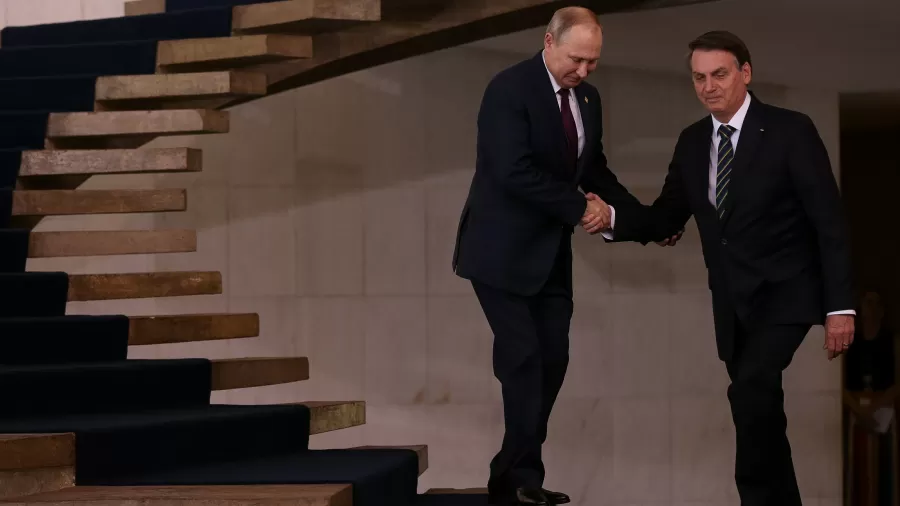 Putin convida Bolsonaro para ir à Rússia e elogia 'parceria' do Brasil