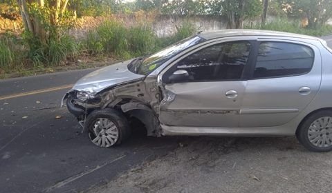 Embriagados, motorista e passageiro fogem após causar acidente com vítima em Manaus