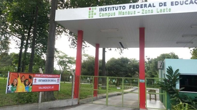 Homem é baleado após invadir Ifam e tentar esfaquear vigilante em Manaus