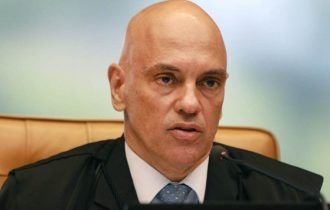 Moraes tranca ação da PGR e mantém inquérito sobre live de Bolsonaro