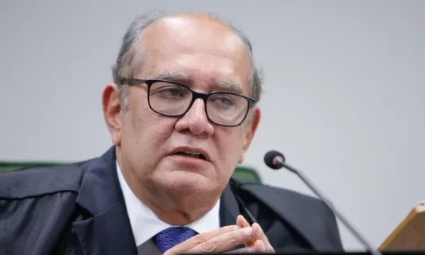 'Perseguição aos técnicos da Anvisa é uma vergonha nacional', diz Gilmar