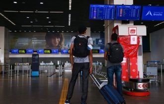 Planalto deve editar portaria sobre passaporte da vacina para atender exigência do STF