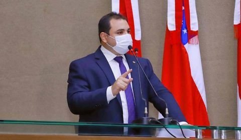 Roberto Cidade cobra repasses do Fundeb das prefeituras de Presidente Figueiredo e Borba