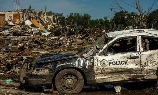 Tornados atingem 5 estados e deixam ao menos 50 mortos no Kentucky
