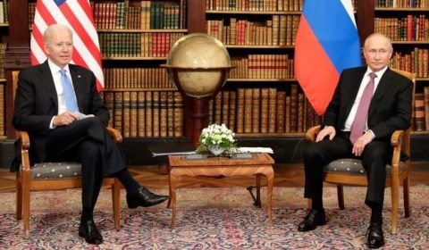 Ucrânia: Putin e Biden alertam para “ruptura diplomática”
