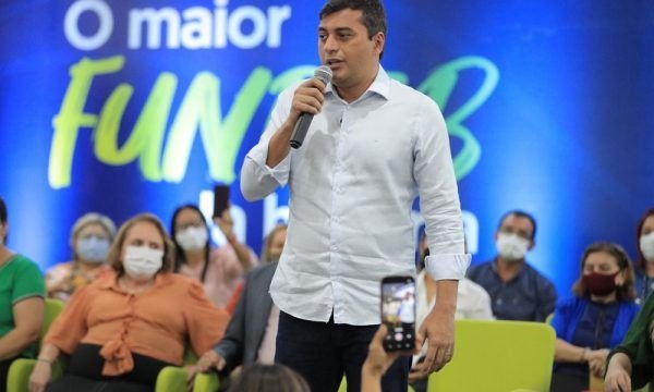 Wilson Lima pagará entre R$ 12,6 mil a R$ 37,8 mil de abono para professores 