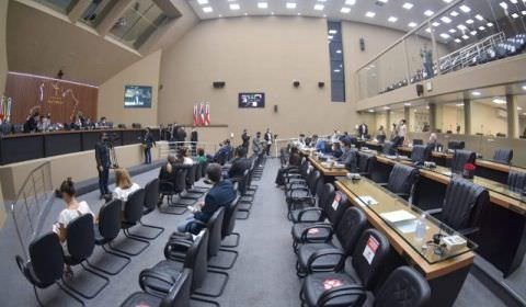 ALE aprova leis em prol da segurança no Amazonas