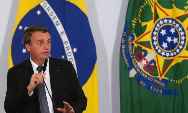 Bolsonaro diz que esteve com Osmar Terra no Planalto, mesmo após cancelar agenda