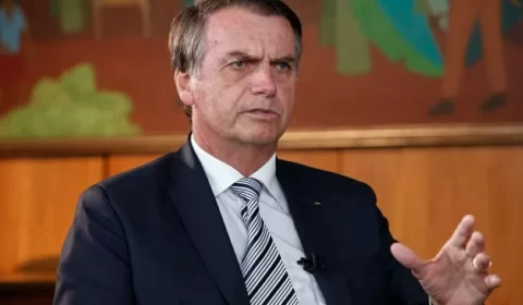Bolsonaro faz exames em hospital de SP por suspeita de obstrução intestinal