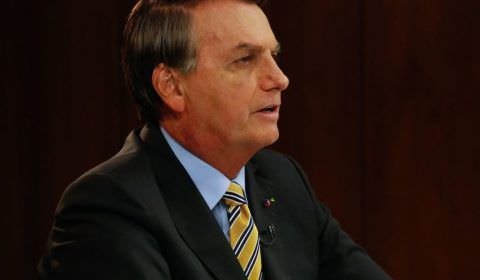 Bolsonaro volta a colocar em dúvida o resultado da eleição de 2018 no 1º turno