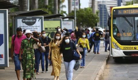 Brasil registra 77.947 casos de Covid-19 e 284 óbitos em 24 horas