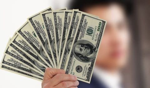 Brasil registra saldo positivo na entrada de dólares