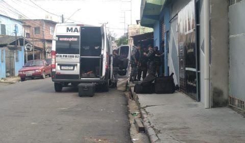 Explosivo usado para detonar caixas eletrônicos é encontrado em kitnet em Manaus