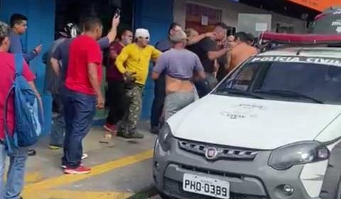 Homem é preso após roubar celular em Manaus