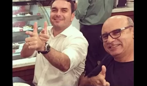 Justiça trava investigação de vazamento de operação para Flávio Bolsonaro