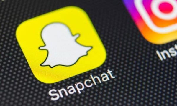 Mãe processa Instagram e Snapchat após filhar cair nas garras de pedófilos, perder saúde mental e morrer