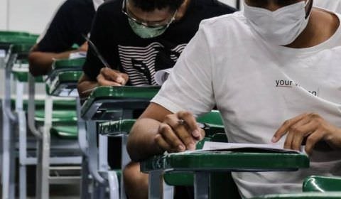 Mais de 110 concursos públicos reúnem mais de 221 mil vagas no país; veja lista