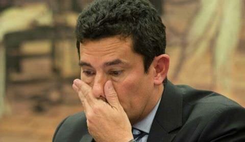 Moro testa positivo para Covid: “Havia tomado as três doses de vacina”