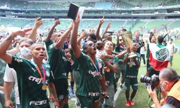 Jorge Nicola abre o jogo e expõe possibilidade de Ferreirinha ser o possível substituto de Gabriel Veron no Palmeiras