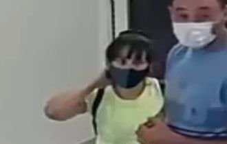 Para comprar 11 sorvetes, panicat usa item inusitado como máscara e bomba na internet; veja vídeo