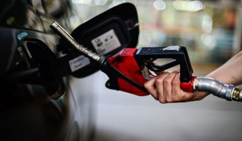 Mistura maior de etanol na gasolina reposiciona mercado e impulsiona inovação no setor de combustíveis