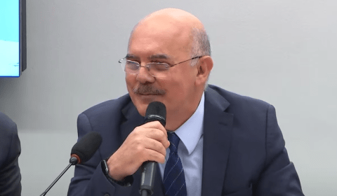 PGR denuncia ministro da Educação ao STF por homofobia