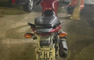 PM apreende adolescente de 16 anos com moto furtada em Manaus