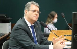 Projeto troca a palavra "gênero" por "sexo" em três artigos da Lei Maria da Penha  Fonte: Agência Câmara de Notícias