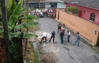 Urgente: mais dois sacos com corpos esquartejados são jogados em praças Manaus