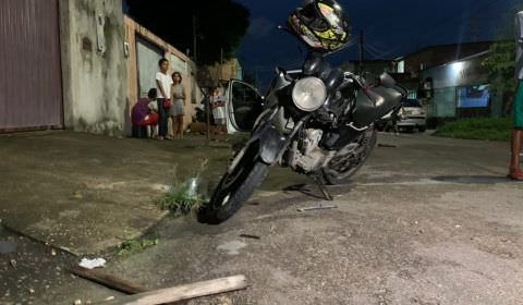 Assaltante apanha da população na zona norte de Manaus; veja vídeo