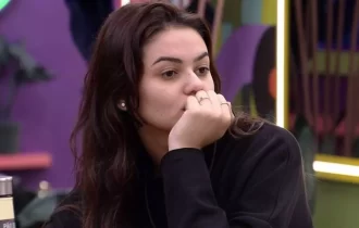 BBB22: Carnavais passados! Eslovênia revela treta antiga com Larissa